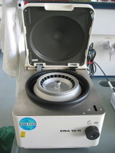 675px Tabletop centrifuge