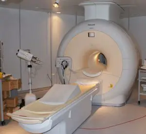 800px MRI Philips 300x274 1