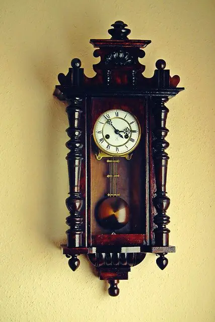 clock g45910639e 640